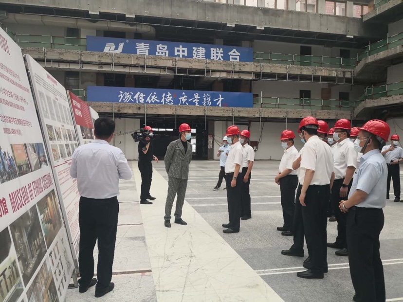 中建聯(lián)合|山東省委常委、青島市委書(shū)記王清憲走訪調(diào)研北服青島時(shí)尚產(chǎn)業(yè)園項(xiàng)目(圖1)