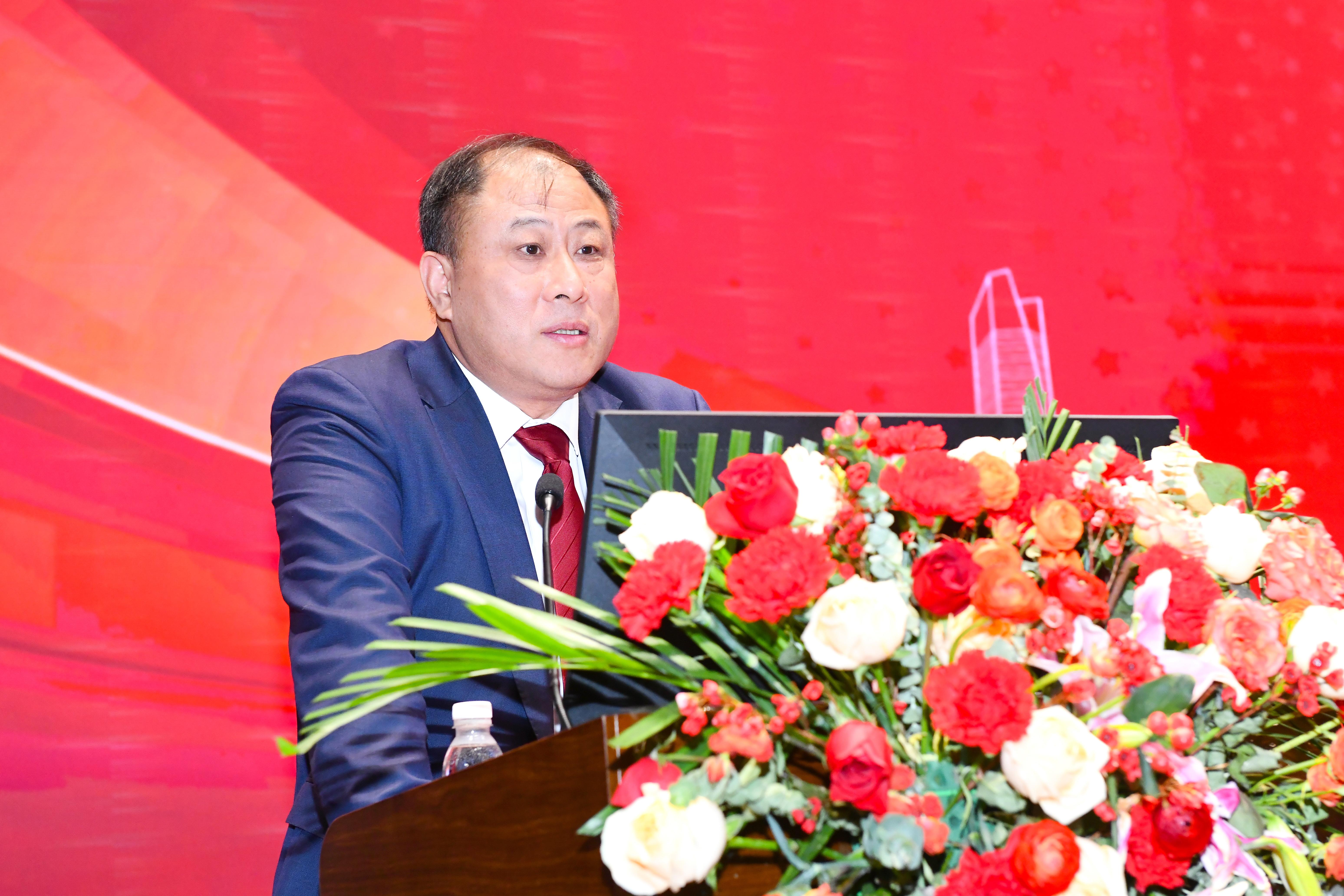向陽(yáng)而生，破局進(jìn)取 | 中建聯(lián)合2023年度總結(jié)表彰暨2024年迎新大會(huì)勝利召開(圖1)
