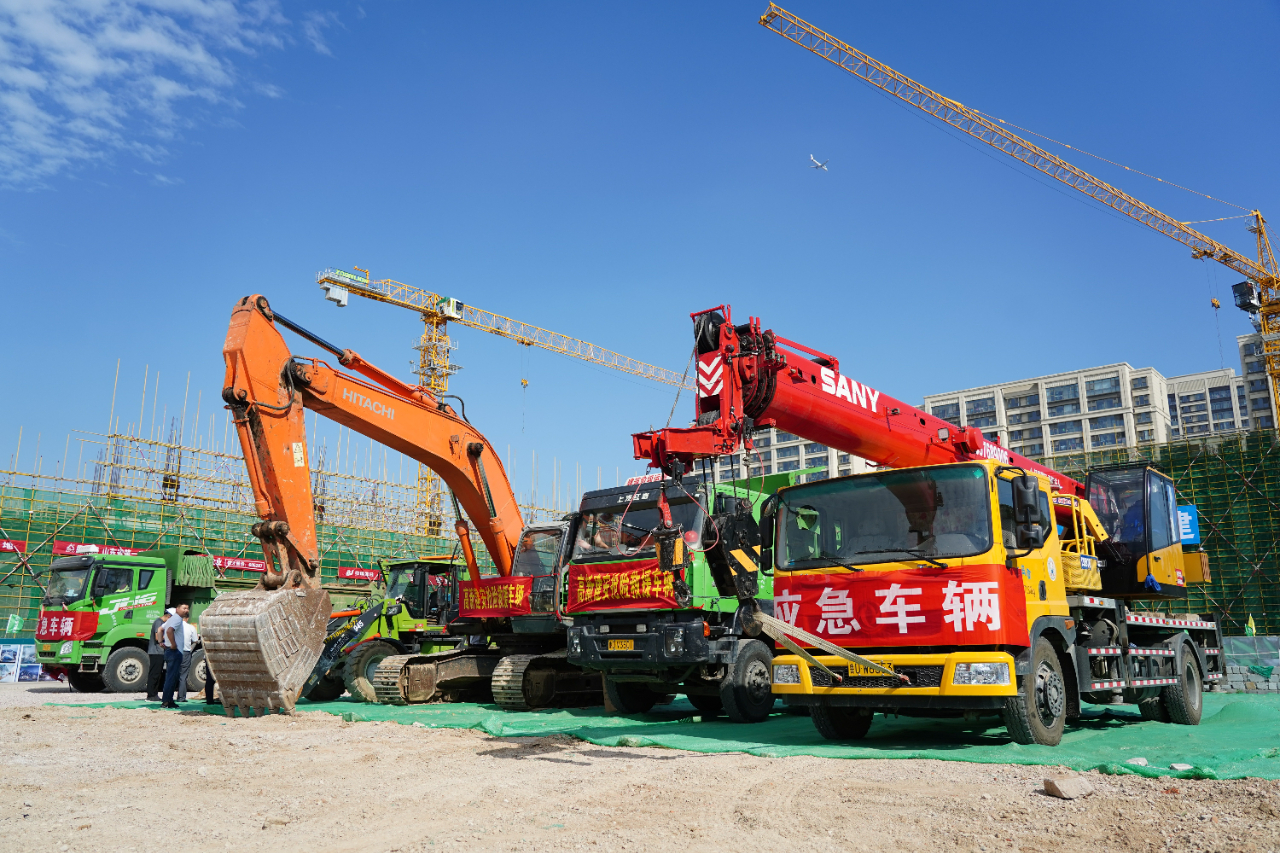 中建聯(lián)合承辦2021年嶗山區(qū)住建領(lǐng)域突發(fā)事件應(yīng)急救援聯(lián)合演練(圖4)
